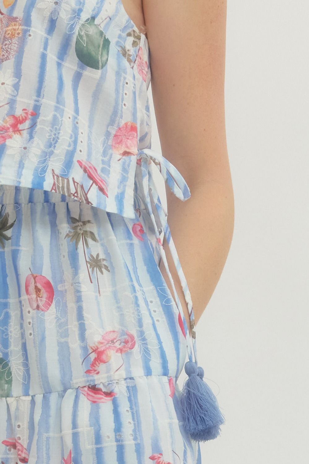 Lobsters on the Lawn Set